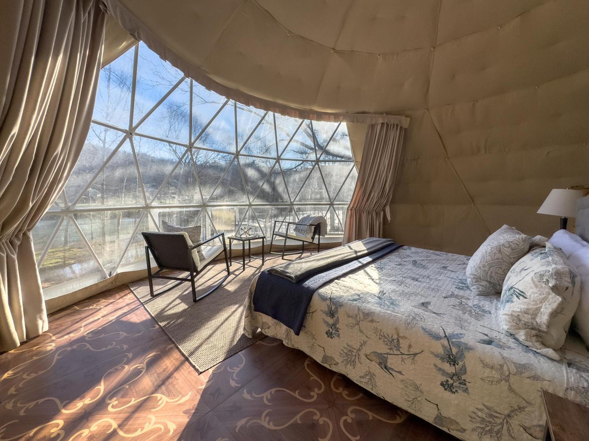 Elk River Hotel & Cafe Sutton Экстерьер фото